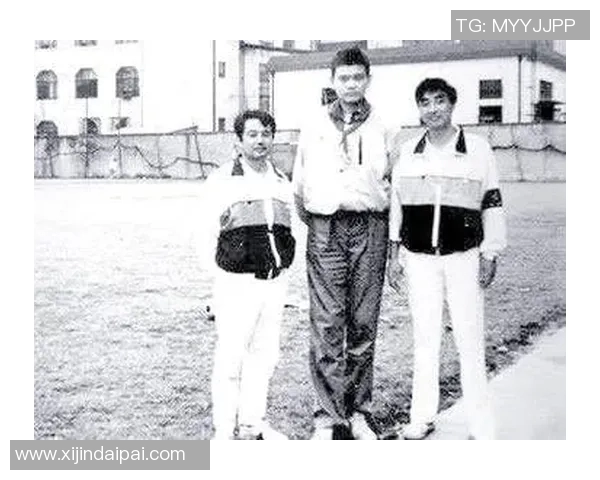 姚明跨界作曲之旅：从篮球巨星到音乐创作人的精彩转变