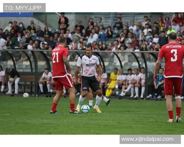 朱允珊笠的足球之路从普通少年到闪耀球场的明星传奇